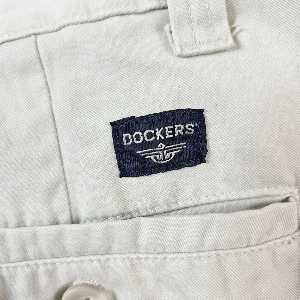 Dockers Shorts Mens‎ 42 Light Khaki Relaxed Fit Flat Front Chino 9